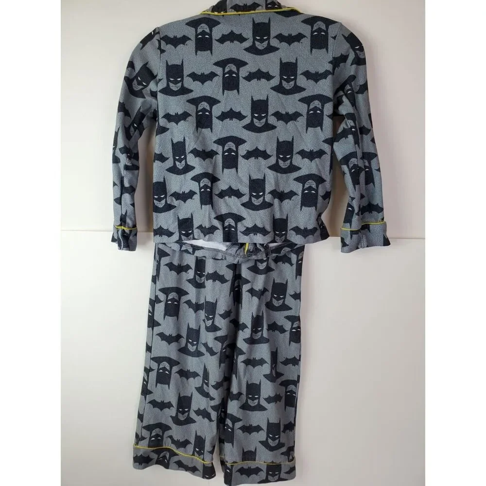 Batman Kids Pajamas Gray Black Superhero Boys 2 Piece Pant Set Button Sleepwear‎